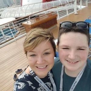 Meet your Posher, Elizabeth erin